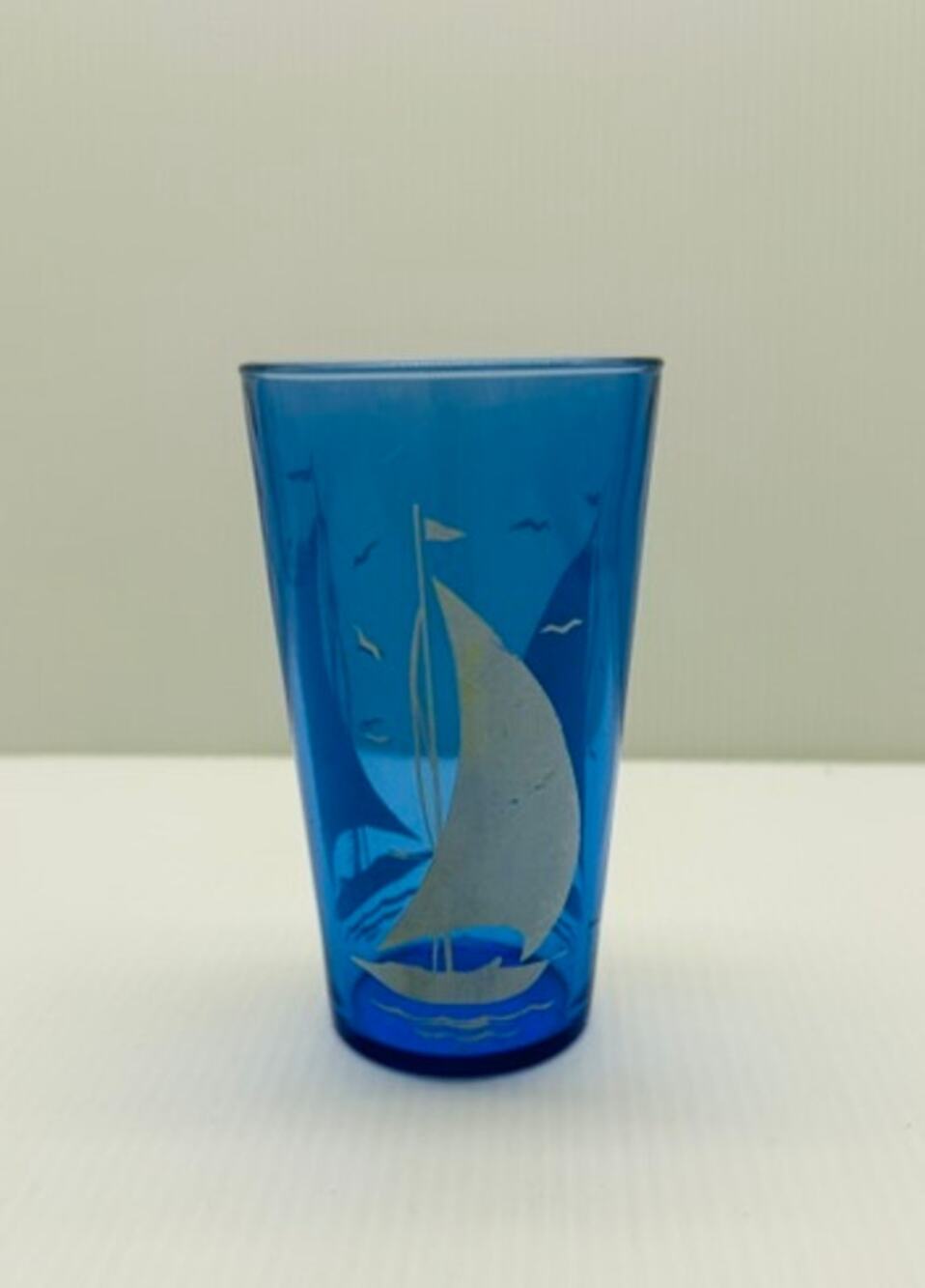 Hazel Atlas Flat Blue Iced Tea Glass Tumbler Sailboat Boat Seagulls Ships